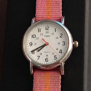 Amaze-Zing (B1) Sale!! #235 Timex Indiglo Watch